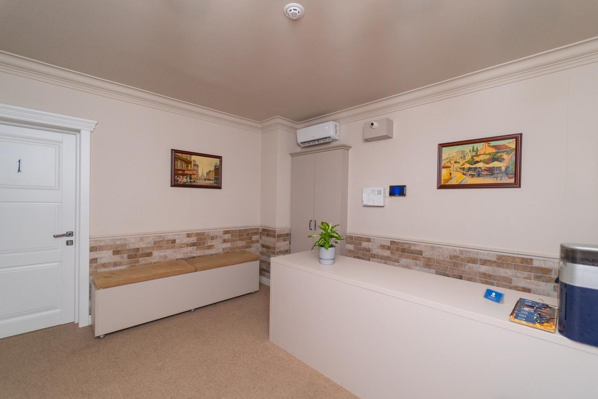 Maner Hotel Odessa Ngoại thất bức ảnh
