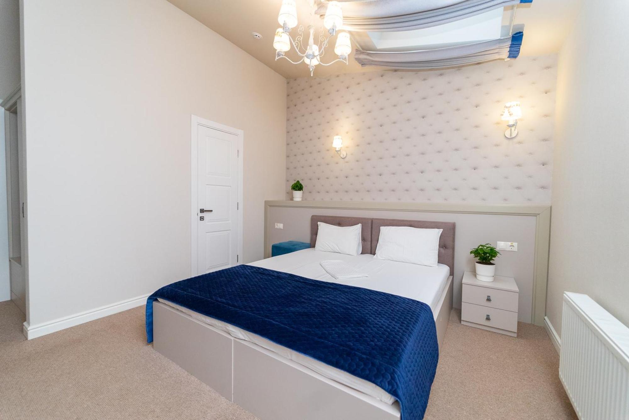 Maner Hotel Odessa Ngoại thất bức ảnh