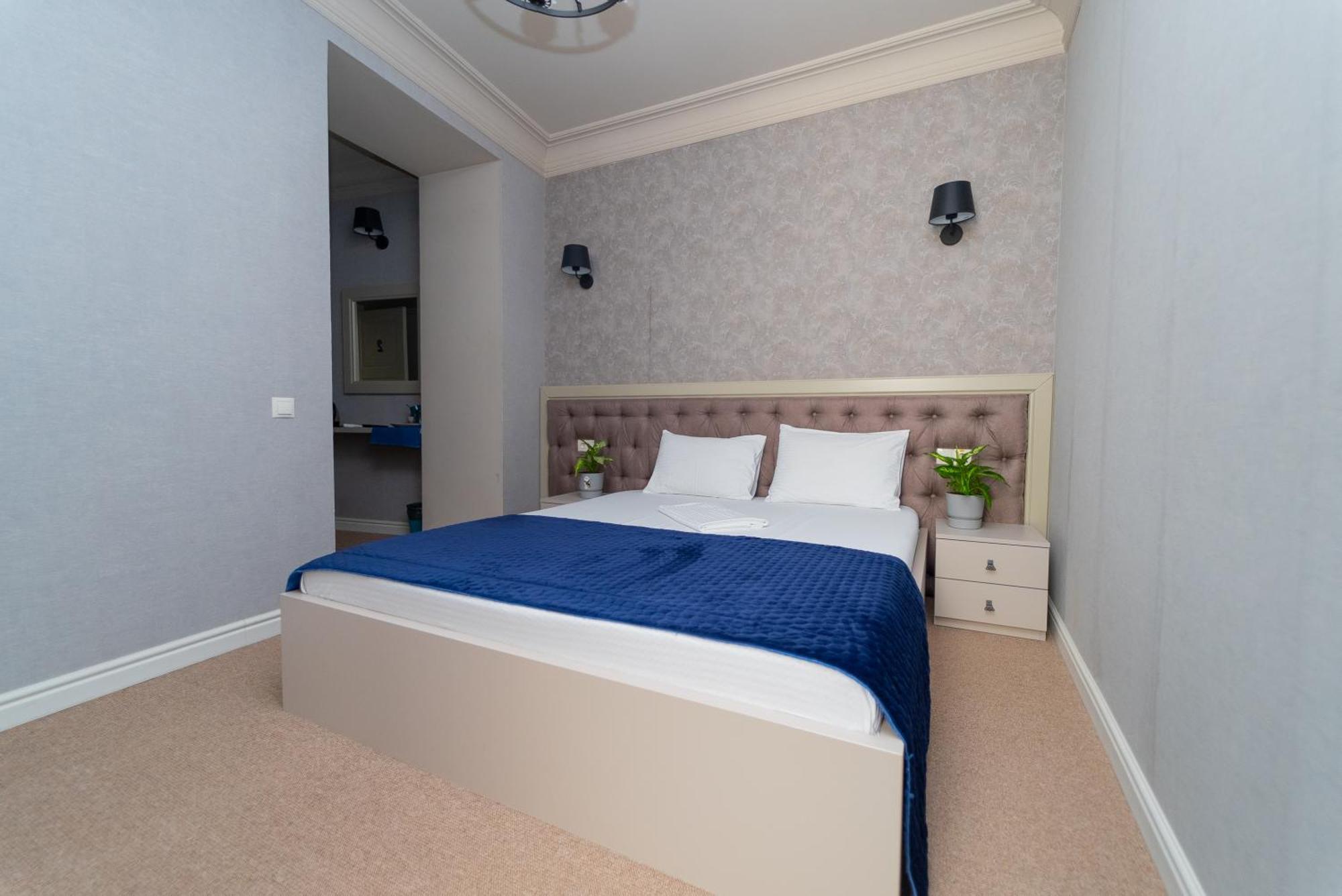 Maner Hotel Odessa Ngoại thất bức ảnh